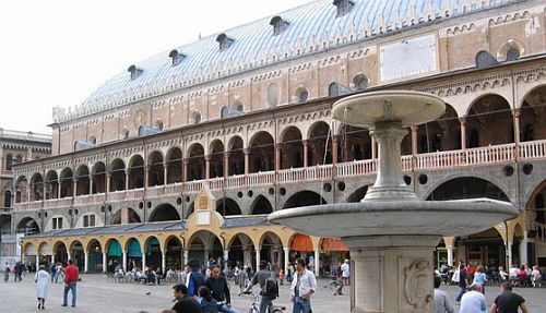 Piazza delle Erbe Padova