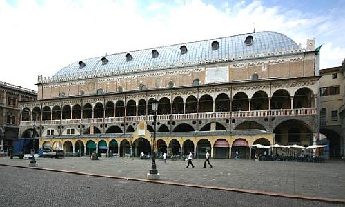 Piazza della Frutta Padova