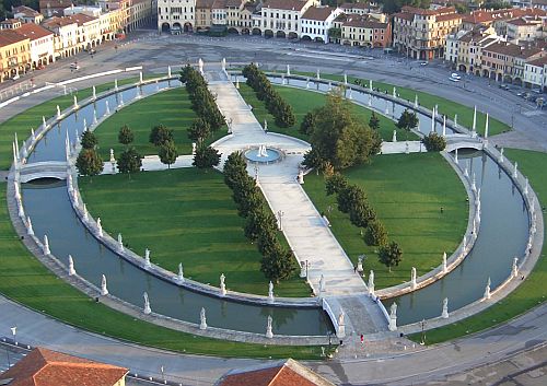 Prato della Valle Padova, vista aerea
